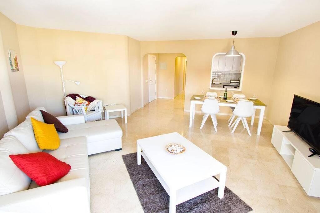 Spectacular Apartment In Matchroom Country Club Fuengirola Εξωτερικό φωτογραφία